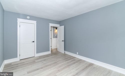 246 Queen St, West Deptford NJ  08096-2254 exterior