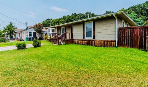 714 Crawford St, Denton, TX 76209-4414
