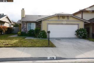 226 7th St, Richmond, CA 94801-3038