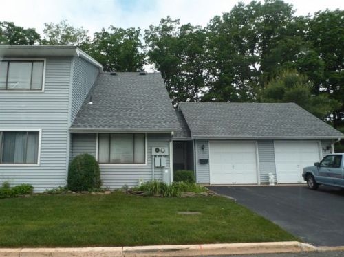 26 Kathy Ct, Bricktown, NJ 08724-1444