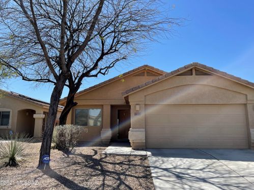 4120 Lushfield Dr, Tucson, AZ 85756-3199