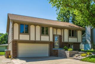 1413 Cherry Pkwy, Norwalk, IA 50211-1574