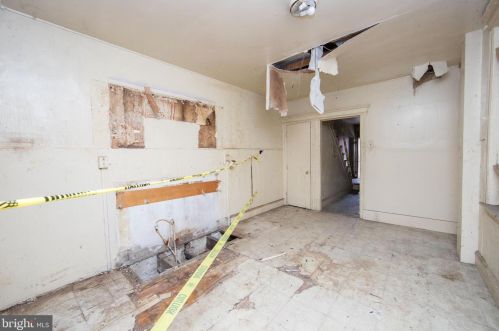 1205 Atlantic Ave, Camden NJ  08104-1203 exterior