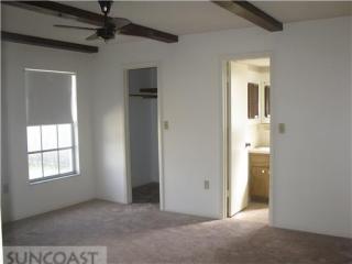 5613 Mirada Dr, Tarpon Springs, FL 34690-2227