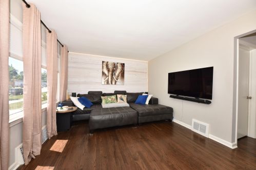 7544 Nash St, Milwaukee WI  53216-1923 exterior