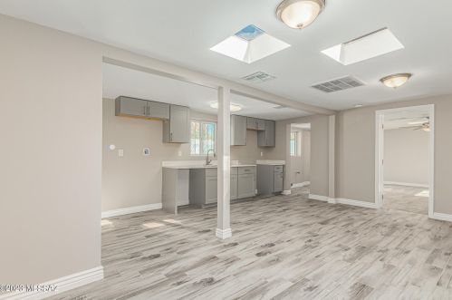 3907 Montecito St, Tucson AZ 85711-4817 exterior