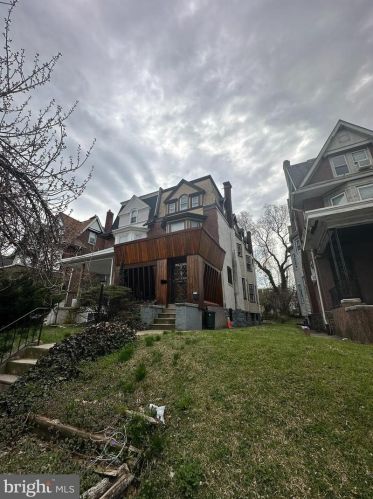 6146 Columbia Ave, Philadelphia PA 19125-3213 exterior