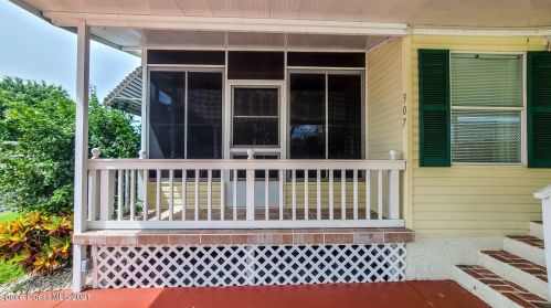 307 Basswood Ct, Cocoa FL  32926-3159 exterior