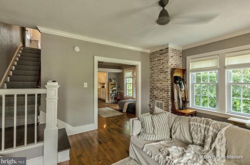 528 Liberty St, Charles Town WV  25414-1830 exterior