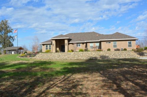 7501 Gilbert Rd, Valley Home, CA 95361-2213