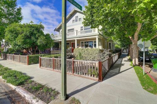 201 13th St, San Jose, CA 95112-2144
