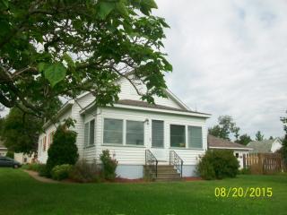 636 Oconto Rd, Peplin, WI 54455-9277