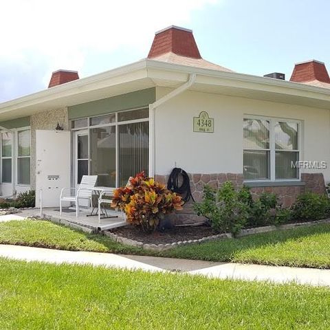 4348 Tahitian Gardens Cir, Tarpon Springs, FL 34691-3741
