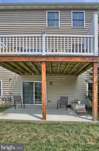 152 Ashford Way, Camp Hill PA  17011-3919 exterior