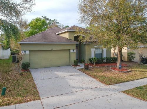 1827 Great Falls Way, Orlando, FL 32824-4327