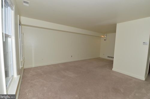 1914 Nashmont Ct, Lansdale PA  19446-4328 exterior