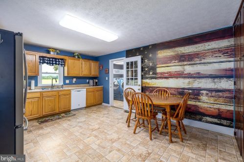 1654 Readus Rd, Edinburg VA  22824-2935 exterior