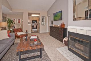 2800 Grasslands Dr, Sacramento CA  95833-3510 exterior