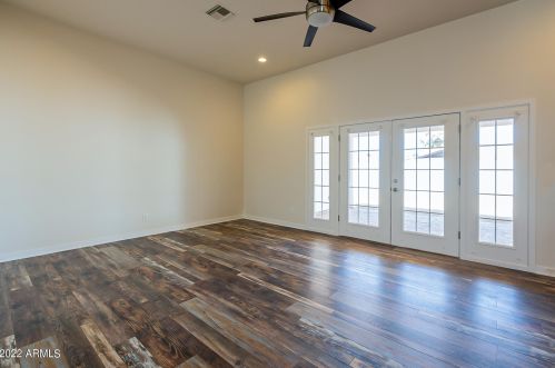 500 Jasper Dr, Chandler AZ 85226-7229 exterior