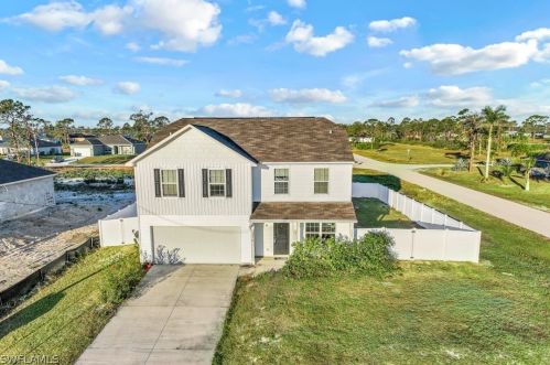 2916 20th Pl, Cape Coral, FL 33993