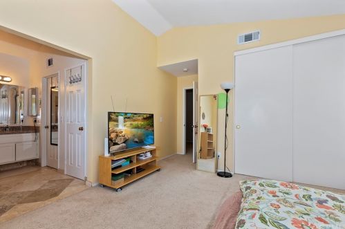 6847 Stone Pine Ct, Chino CA  91710-7414 exterior