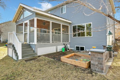 1905 Grizzly Ln, Sartell MN  56377-2070 exterior