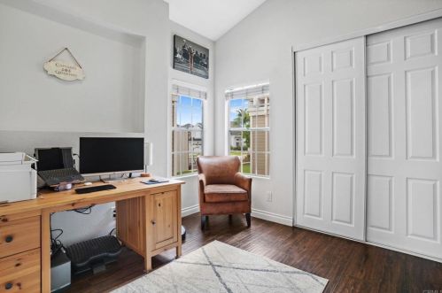 1818 Blackhawk Ave, Oceanside CA  92056-2908 exterior