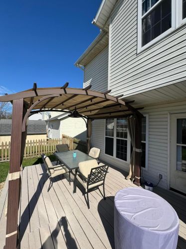 2747 Ashlar Dr, Springfield OH  45503-1862 exterior