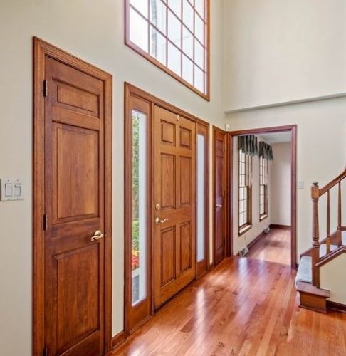155 Hickory Heights Dr, Bridgeville, PA 15017-1077