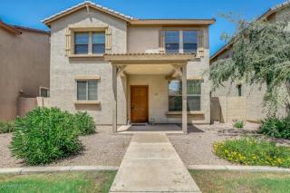 1973 Oxford Ln, Gilbert, AZ 85295-5036