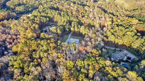 215 Diamond Pt, Fayetteville GA  30215-5149 exterior