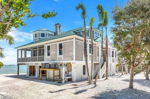 1175 Bird Ln, Sanibel FL  33957-3507 exterior