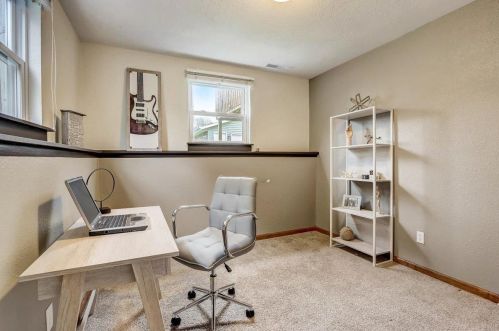 1022 121, Milwaukee WI 53226-3309 exterior