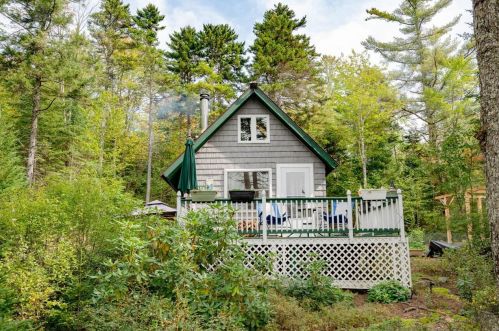 1025 Ashuelot Dr, Washington, NH 03280-6415