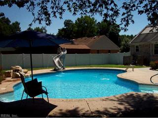 1217 Chelbrook Rd, Chesapeake, VA 23322-9010