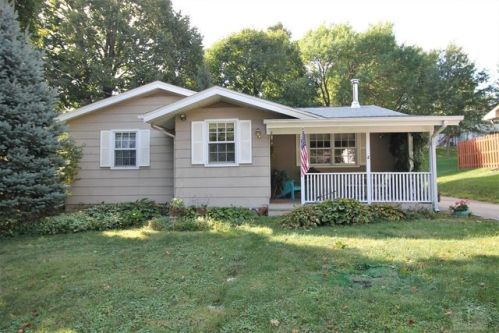 614 Tarkio St, Clarinda, IA 51632-1320