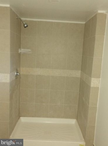 804 Chelten Ave, Philadelphia PA 19138-1712 exterior