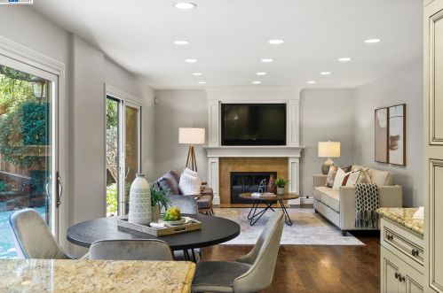 158 Piazza Way, San Jose, CA 95127-2639
