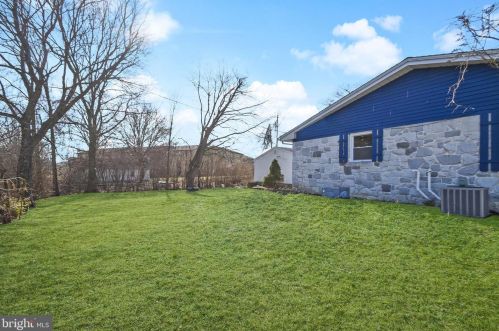 820 Areba Ave, Swatara PA  17033-1905 exterior