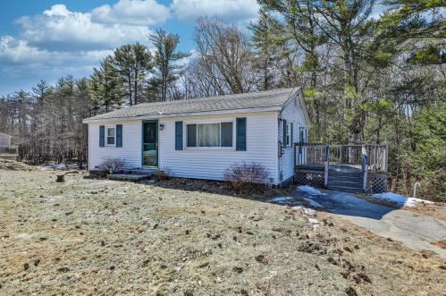 378 Chester Rd, Auburn, NH 03032-3512