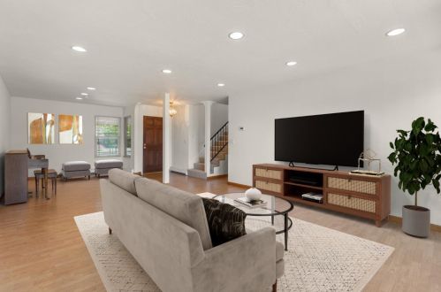 913 Eton Way, Sunnyvale, CA 94087-4927