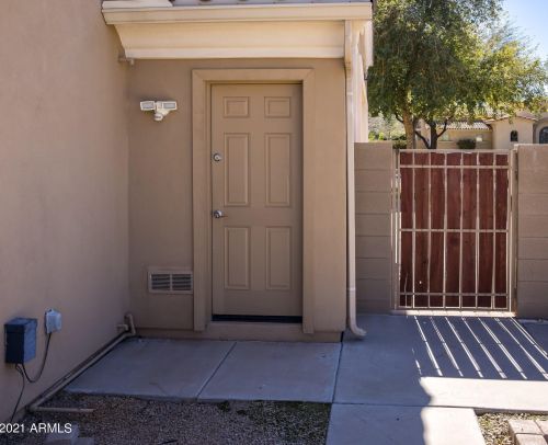 2878 Portola Vly Ct, Gilbert AZ 85297-7618 exterior