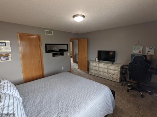 9176 Goodrich Dr, Monticello MN  55362-4551 exterior