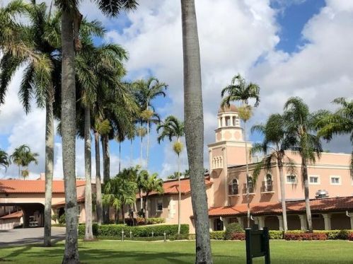 6065 Pointe Regal Cir, Delray Beach, FL 33484-1810