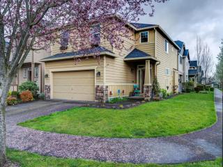1857 Water Lily St, Beaverton, OR 97123-5389