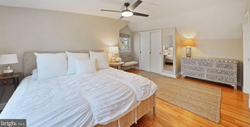 5900 31 Pl, Washington DC 20015-1676 exterior