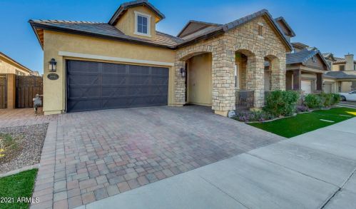 10053 Nopal Ave, Mesa, AZ 85209