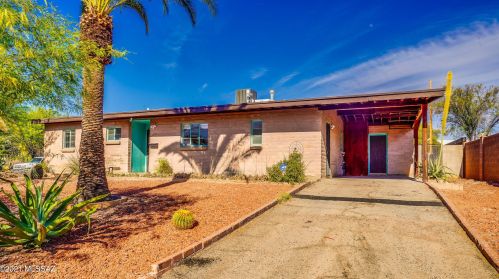 2718 Euclid Ave, Tucson, AZ 85713-4926