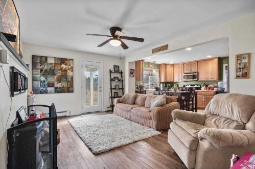 318 Noxon Rd, Poughkeepsie NY  12603-2904 exterior