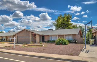 5105 Acoma Dr, Glendale, AZ 85306-4311